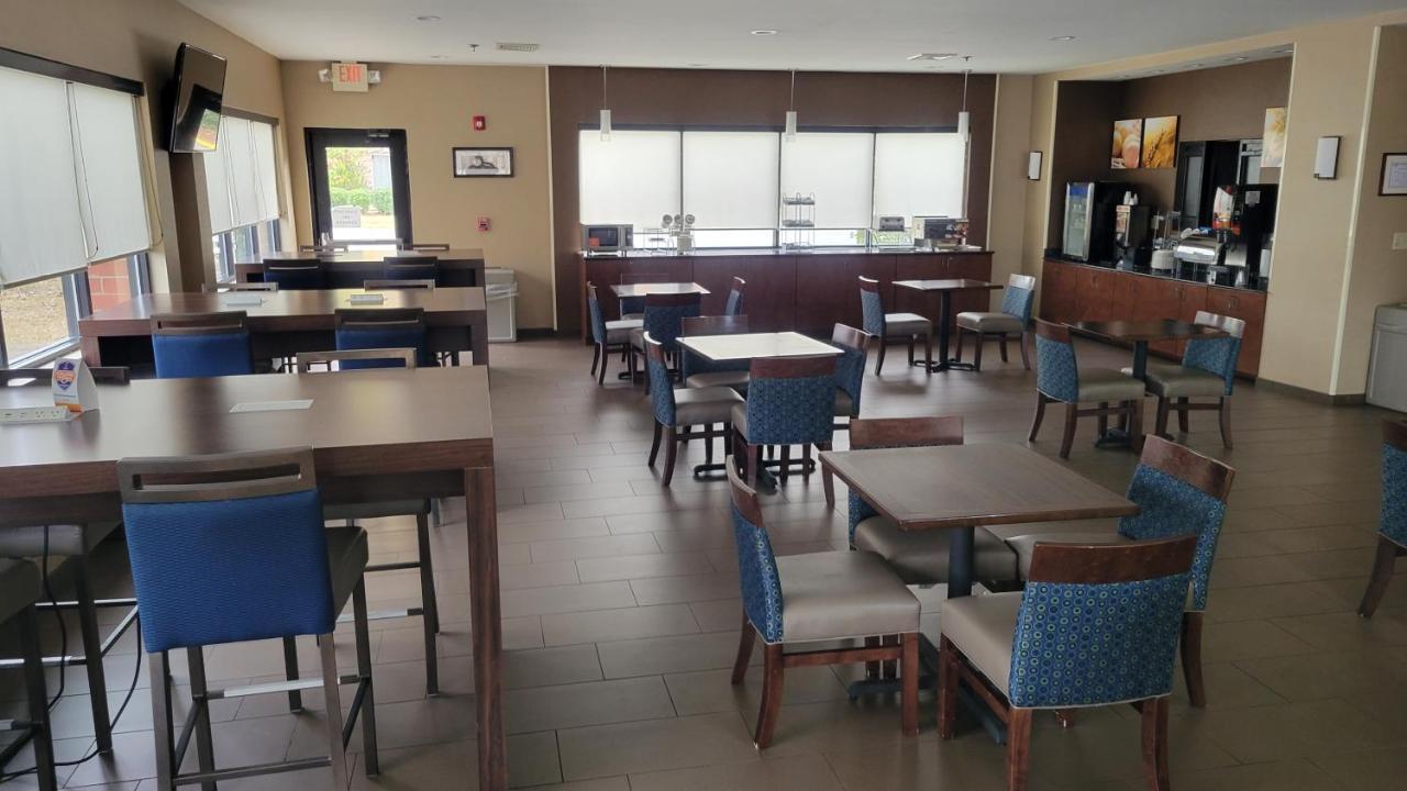 Comfort Suites Macon Exterior foto