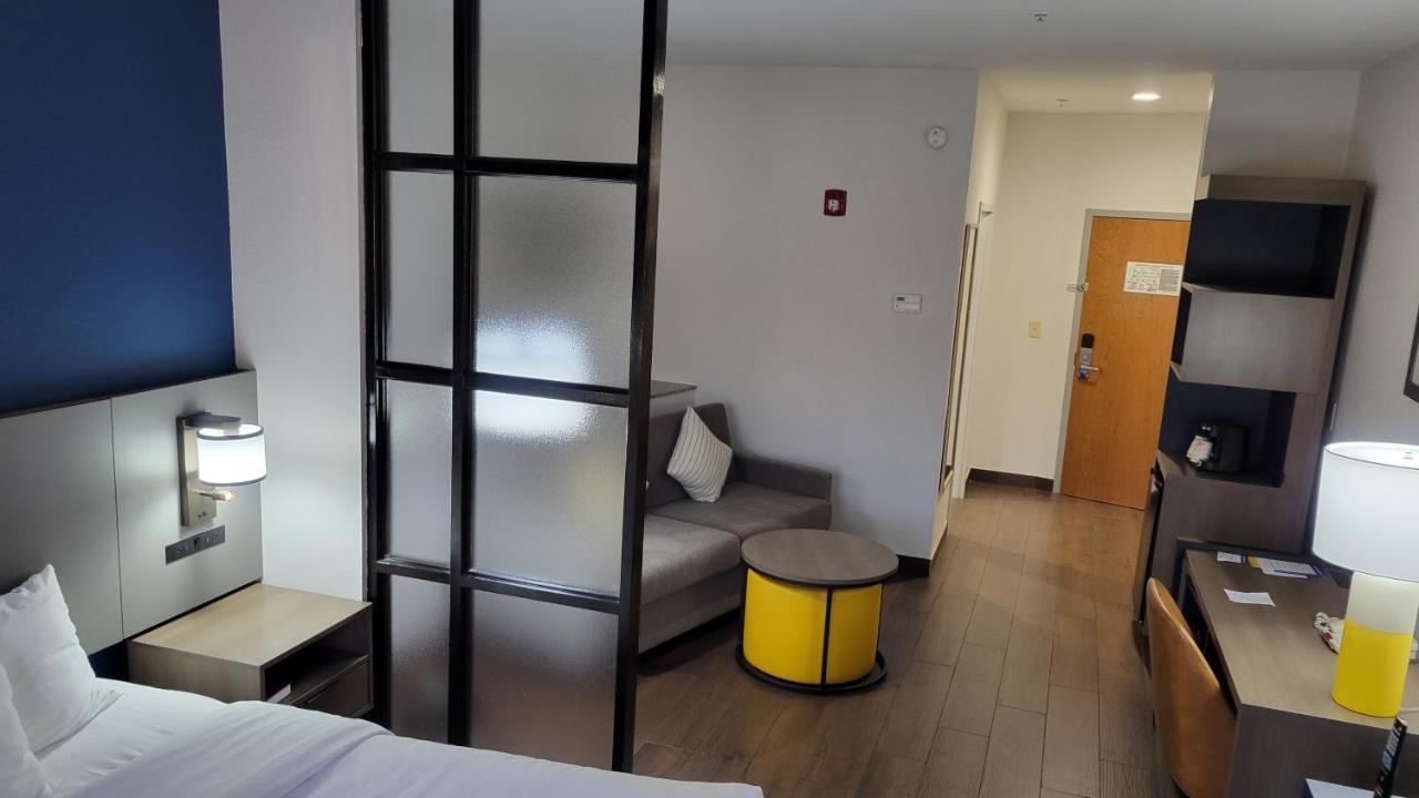 Comfort Suites Macon Exterior foto